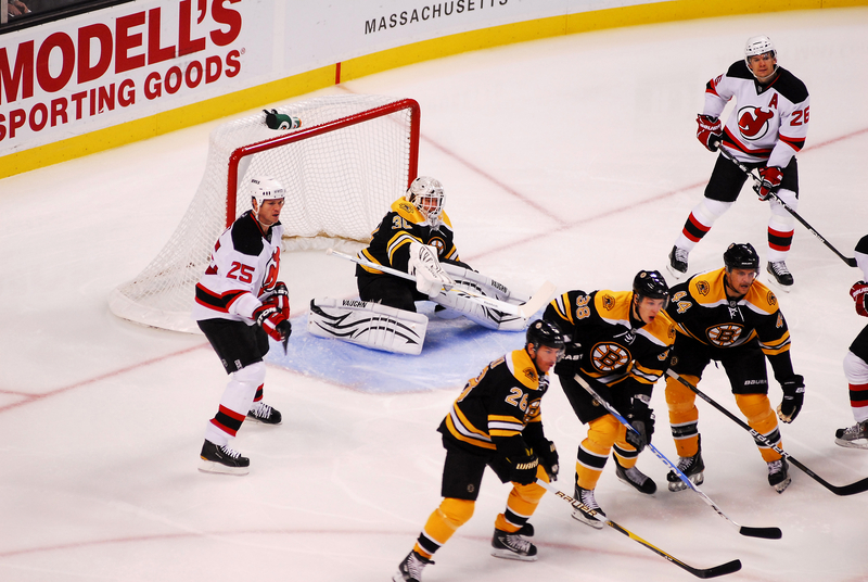 Bruins Triumph Over Canadiens: Swayman’s Stellar Performance and Kastelic’s Double Goals Lead to 6-4 Victory