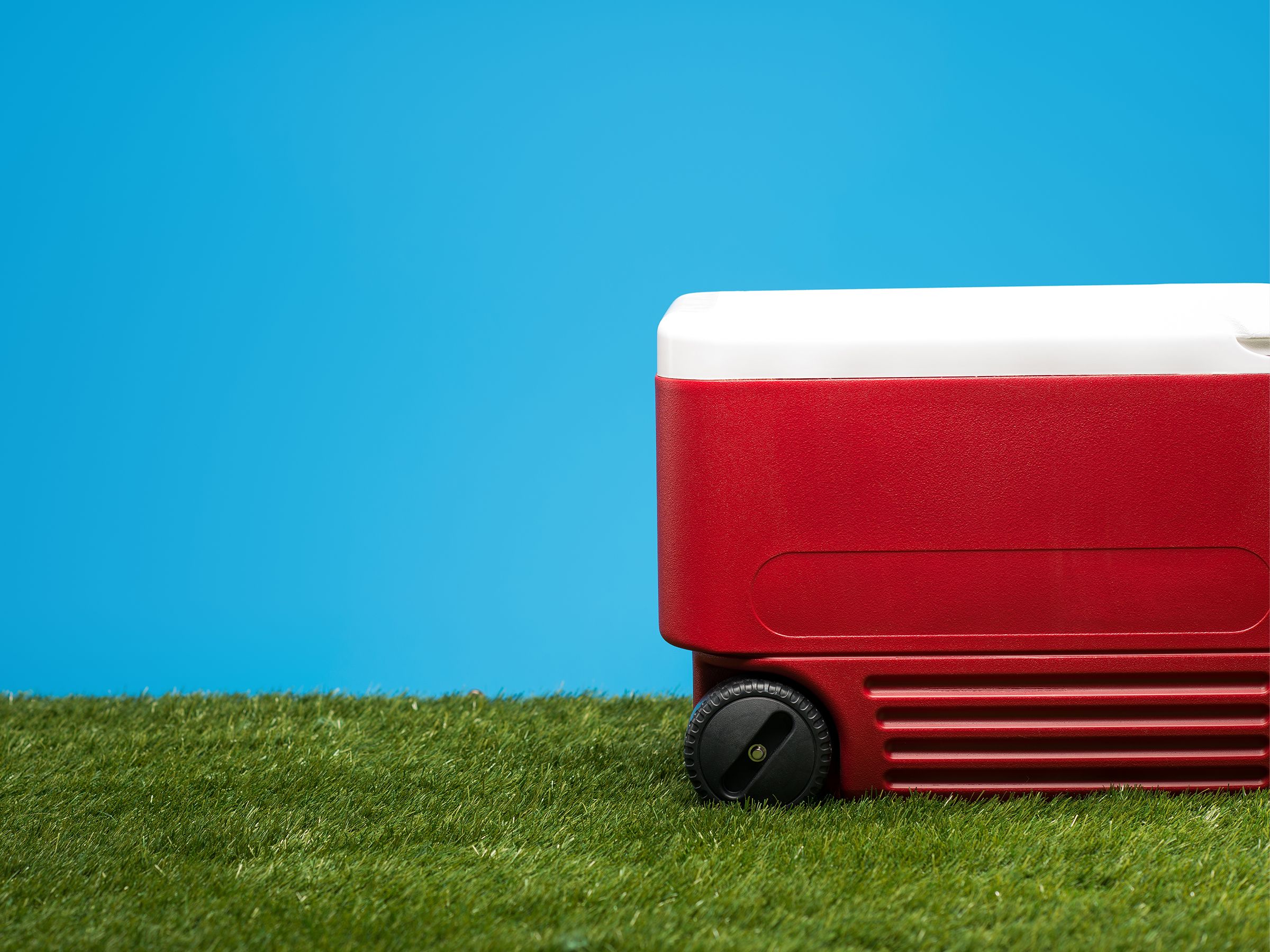 My Favorite Coolers Are on Sale for Prime Day: Yeti, Igloo, Ninja, and More (2026)